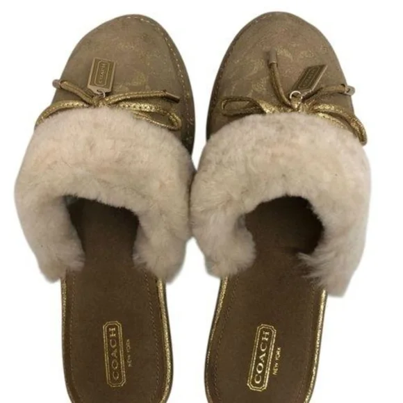 Coach Women's Darlene Tan/Gold Suede Signature Slide Slippers Size 9 NWOT - Picture 4 of 11